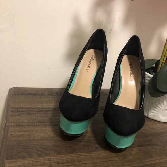BRECKELLES Women shoes/pumps heels size 7.5 - Picture 1 of 6